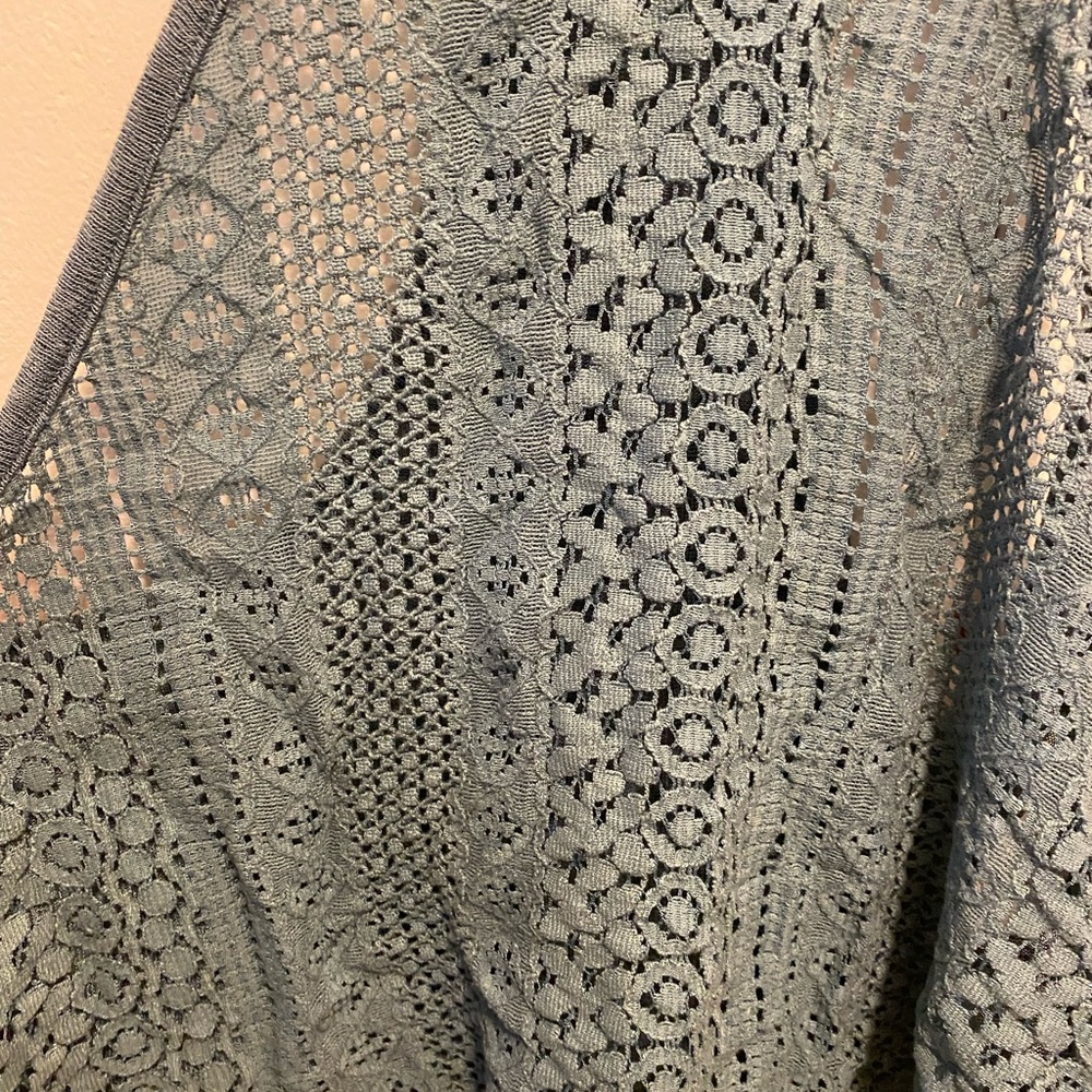 American Eagle Outfitters Teal Lace Tank Top - Picture 2 of 3